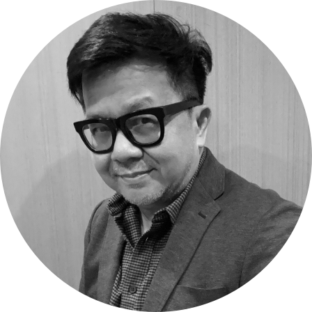 Prachya Pinkaew-BW